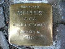 Stolperstein für Arthur Hess Foto: Initiative Stolpersteine Charlottenburg-Wilmersdorf